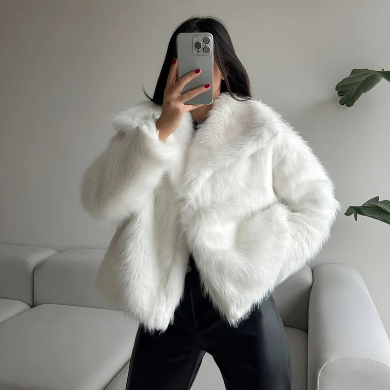 Elly Fluffy Fur Coat