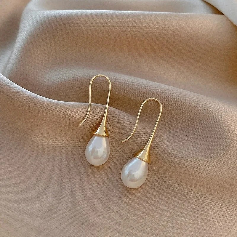 Helena Timeless Pearl Drops