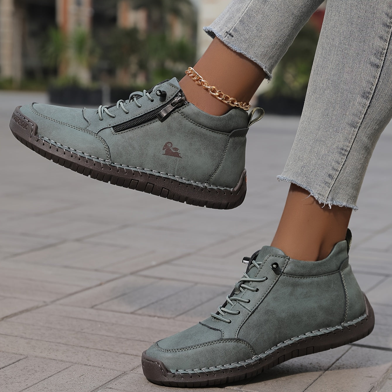 Orthavia™ – Smart Support Sneakers