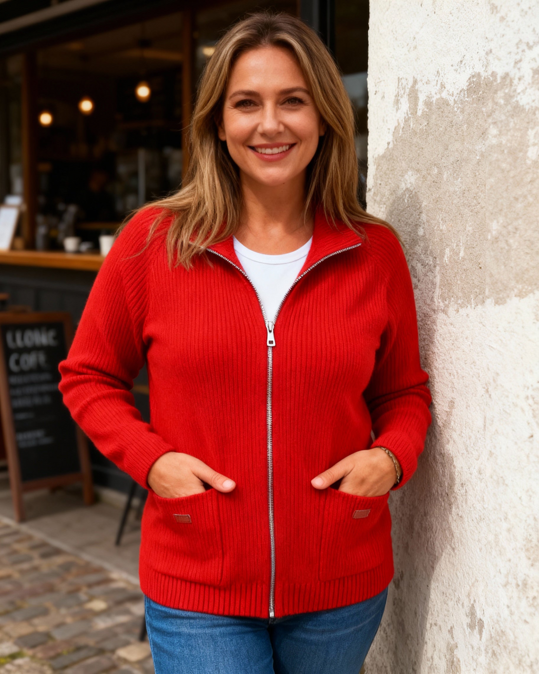 Sophie – Knitted cardigan with zipper